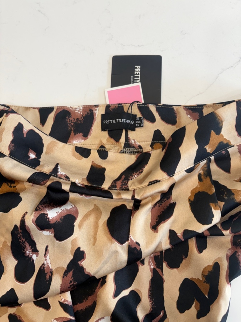 PrettyLittleThing Leopard Print Satin Trousers wide Leg leopard - Picture 3 of 4